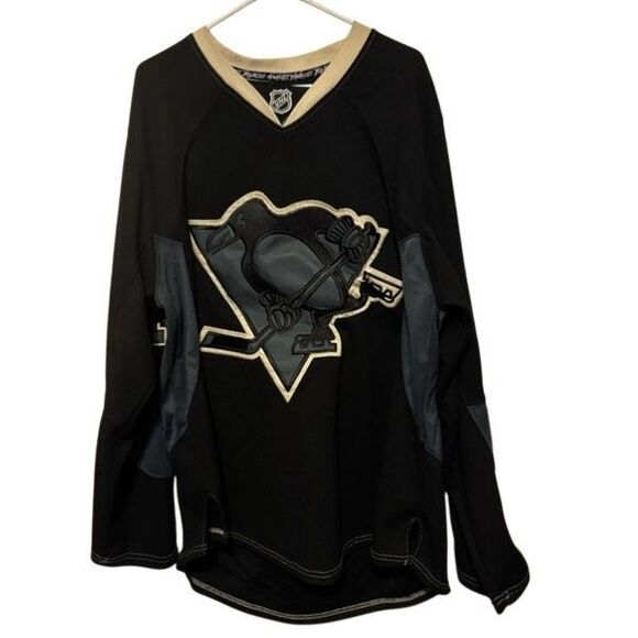 Pittsburgh Penguins James Neal #18 2014 Size 54 CCM Blackout Jersey *Read* - Picture 1 of 8